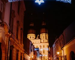 Photo by <a href="https://unsplash.com/@trnavskauni?utm_source=unsplash&utm_medium=referral&utm_content=creditCopyText">Trnava University</a> on <a href="https://unsplash.com/s/photos/dem%C3%A4novsk%C3%A1-dolina%2C-slovensko?utm_source=unsplash&utm_medium=referral&utm_content=creditCopyText">Unsplash</a>