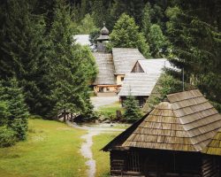 Photo by <a href="https://unsplash.com/@attic_in_my_mind?utm_source=unsplash&utm_medium=referral&utm_content=creditCopyText">Zuzana Kacerová</a> on <a href="https://unsplash.com/s/photos/slovakia?utm_source=unsplash&utm_medium=referral&utm_content=creditCopyText">Unsplash</a>